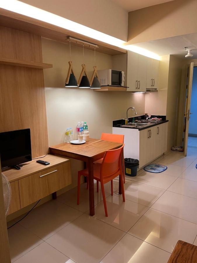 Netflix- Destina Stays At Jazz Residences Makati, Metromanila Makati City Ngoại thất bức ảnh